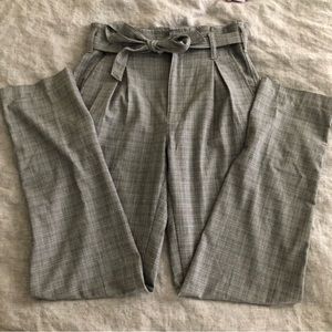 A&E paper bag slacks size 4